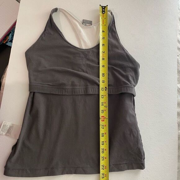 Nike Dri-Fit Black Racerback Tank Top Women’s XL Activewear Gym Yoga - Picture 7 of 7